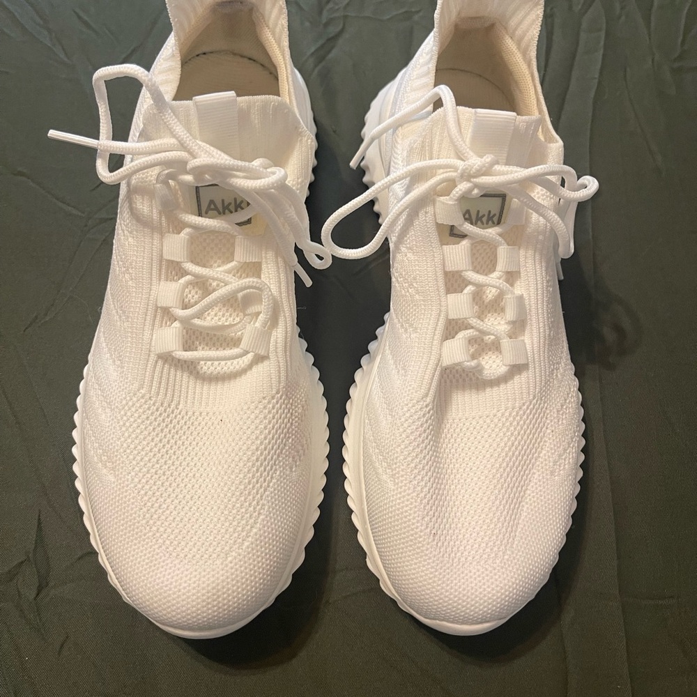 Akk Athletic Sneakers‎ - white